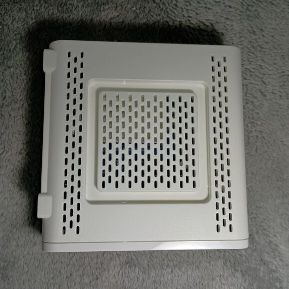 ARRIS Surfboard SB6190-RB DOCSIS 3.0 Cable Modem Unlocked 1.4 Gbps 32x8 Channels - Picture 8 of 16